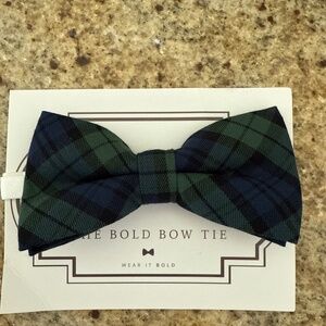 Bow tie